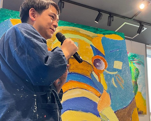 初めてライブペインティングに挑戦