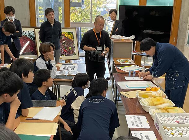 FC今治高等学校里山校で授業