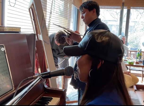 グレース・マーヤさんとリハーサル