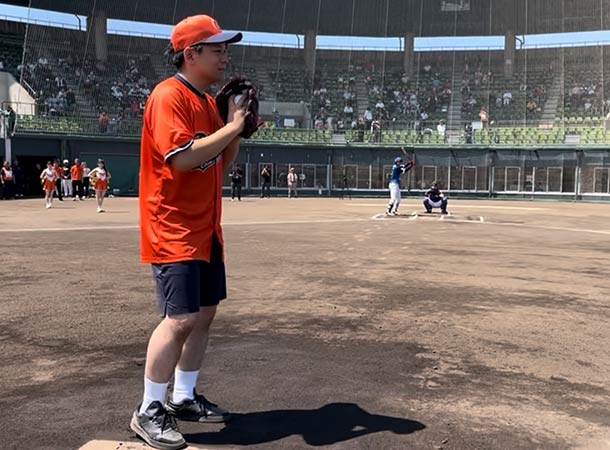 愛媛マンダリンパイレーツの試合で始球式！