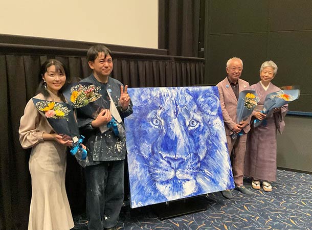 「青いライオン」新居浜での最後の舞台挨拶