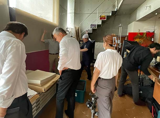 滋賀県の大塚オーミ陶業さんが来てくれました。