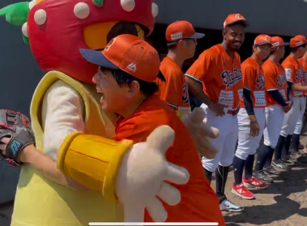 愛媛マンダリンパイレーツの試合で始球式！