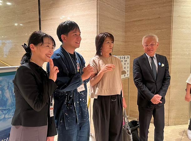 大阪府吹田市で上映会とトークショー