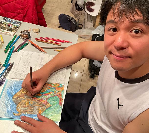 毎日夜は絵日記を描いています。