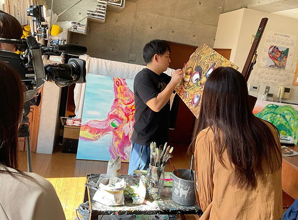 南海放送さんが取材に来ました。