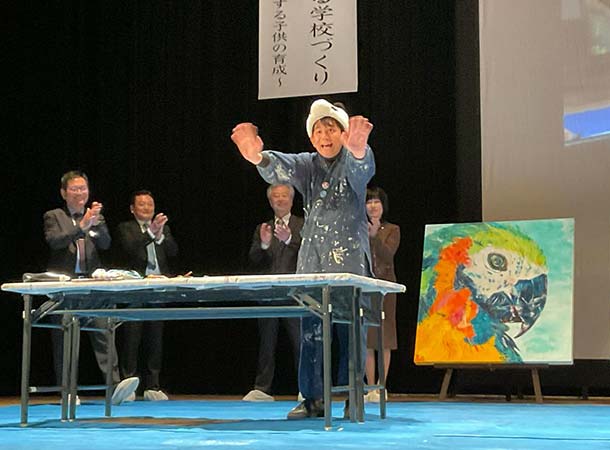 四国地区小中学校教頭会研究大会で講演とライブドローイング