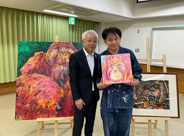 オランウータン ジェニファーちゃんの歓迎式