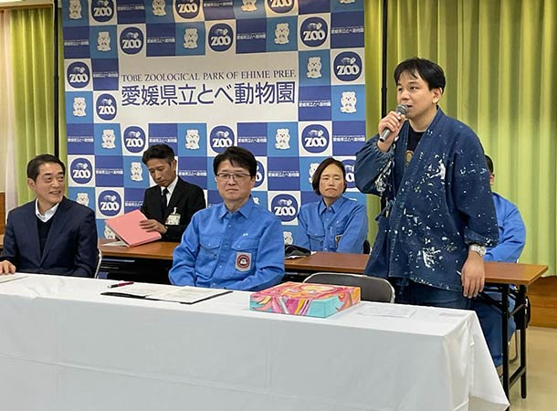 オランウータン ジェニファーちゃんの歓迎式